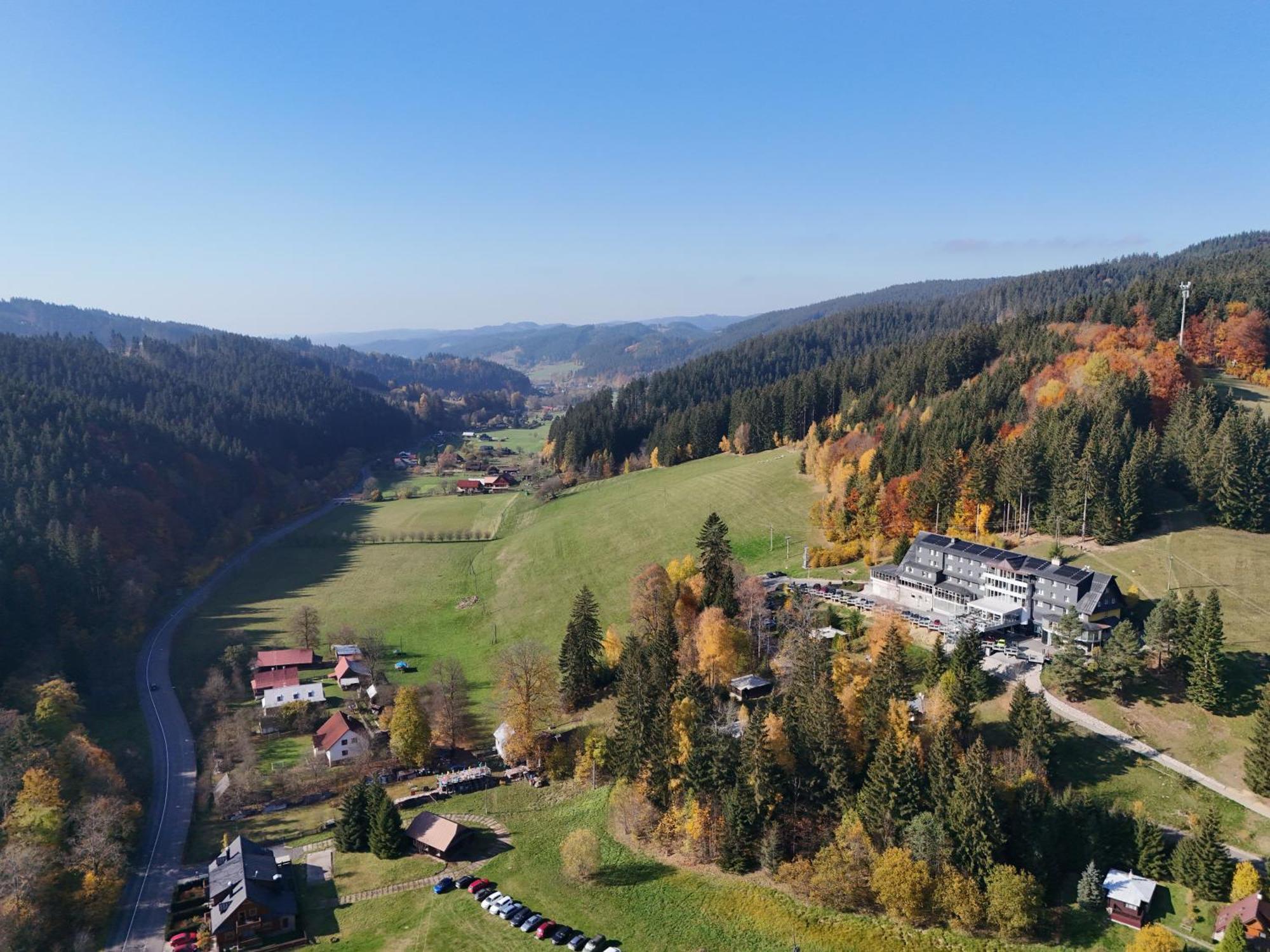 Spa Hotel Lanterna Velké Karlovice 外观 照片